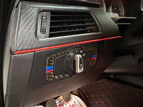 Used 2011 BMW M3 image 27