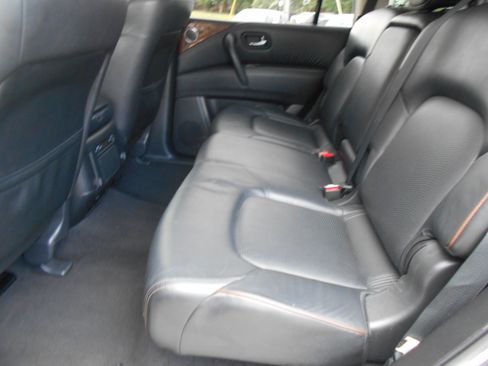 Used 2018 Nissan Armada SL image 9