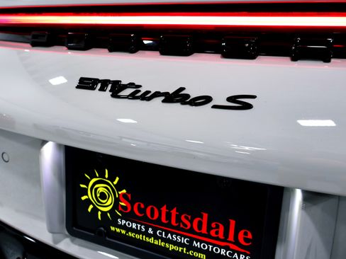 Used 2024 Porsche 911 Turbo S image 9