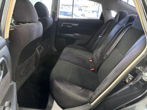 Used 2013 Nissan Altima 2.5 SV image 12