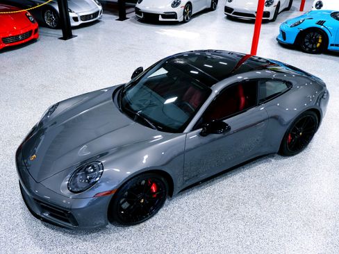 Used 2024 Porsche 911 Carrera 4 GTS image 7