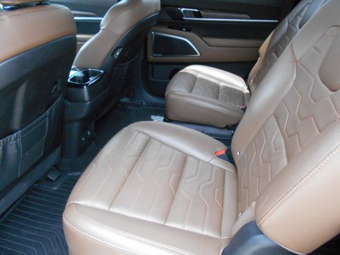 Used 2020 Kia Telluride AWD SX image 8