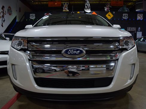 Used 2013 Ford Edge Limited image 11