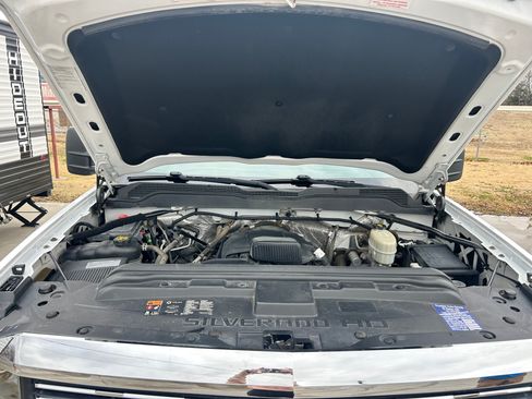 Used 2017 Chevrolet Silverado 2500 image 30