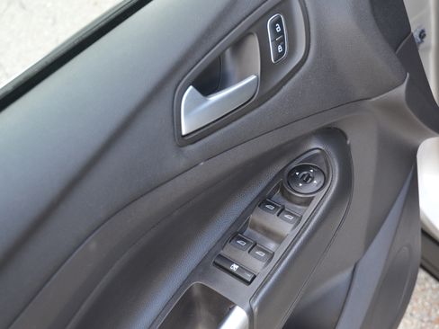 Used 2018 Ford Escape 4WD SE image 21