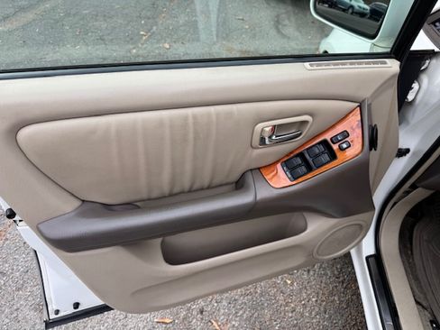 Used 2003 Lexus RX 300 image 7