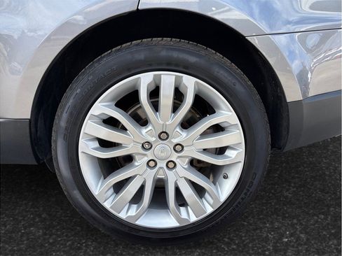 Used 2020 Land Rover Range Rover Sport SE image 16