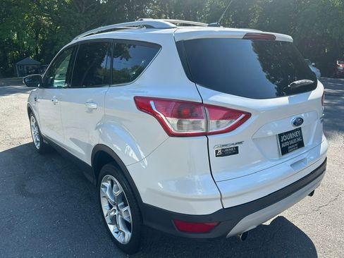 Used 2013 Ford Escape FWD Titanium image 3