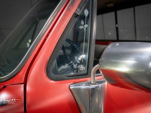 Used 1986 Chevrolet C/K Truck 1500 image 7