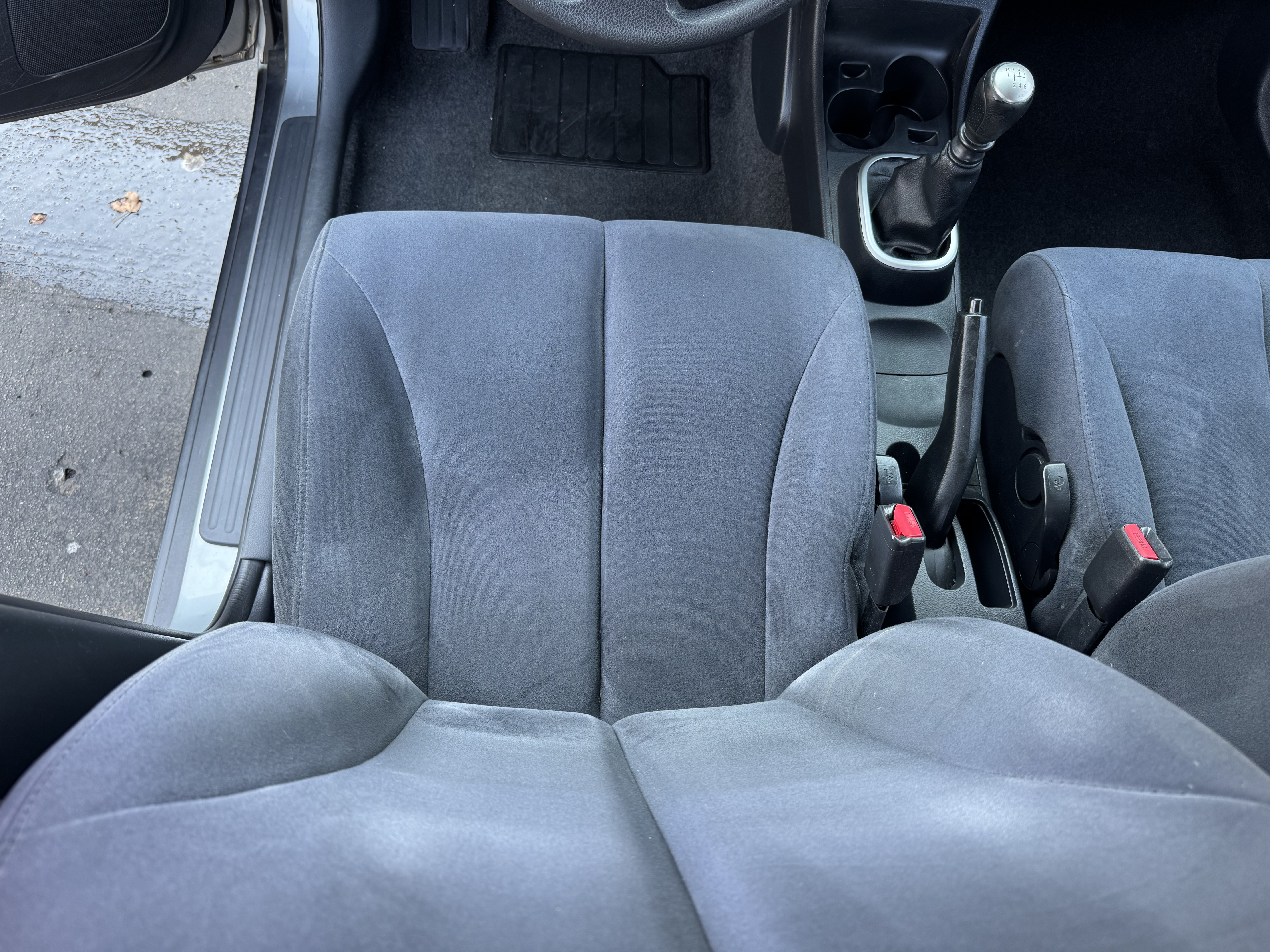 Used 2007 Nissan Versa S FWD image 17
