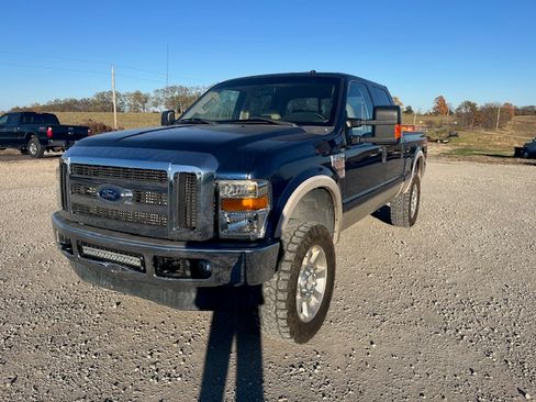 Used 2008 Ford F250 XLT image 1