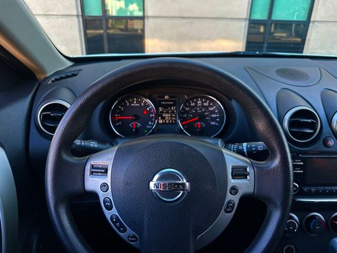 Used 2014 Nissan Rogue 2WD S image 30