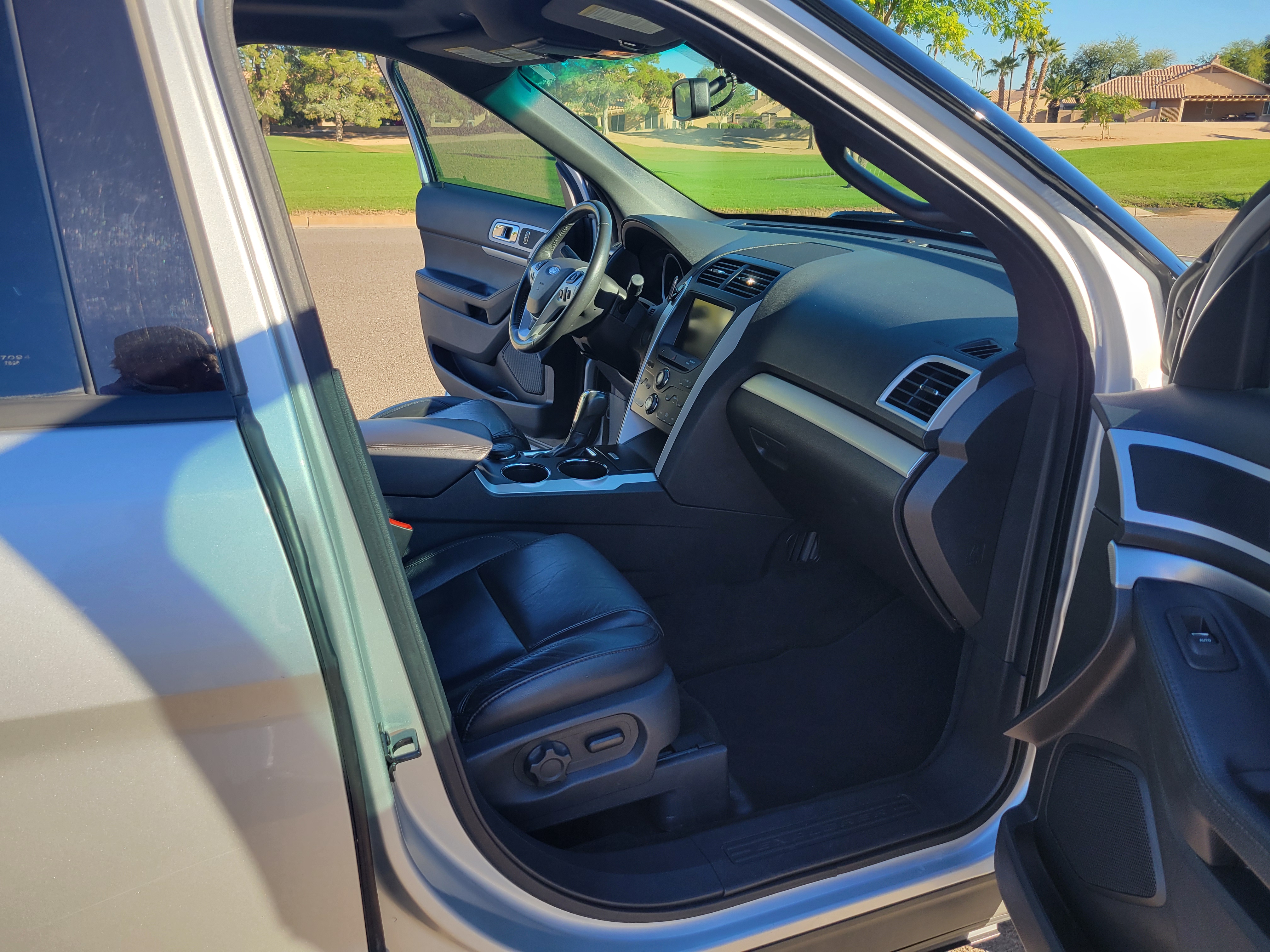Used 2013 Ford Explorer 4WD XLT image 15