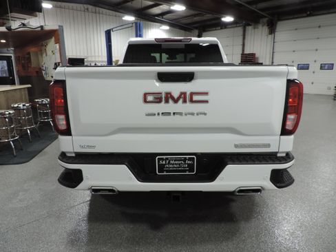 Used 2025 GMC Sierra 1500 Elevation image 25