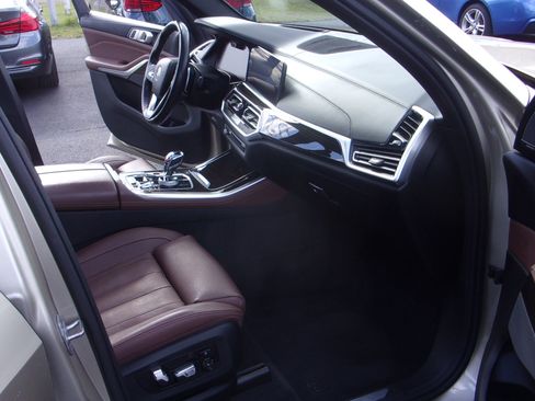Used 2019 BMW X5 xDrive40i image 28