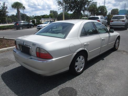 Used 2004 Lincoln LS image 6