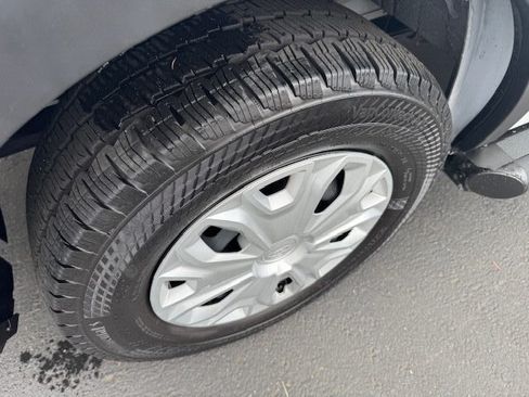 Used 2024 Ford Transit 250 image 21