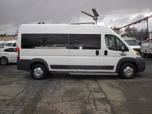 Used 2018 RAM ProMaster 2500 image 3