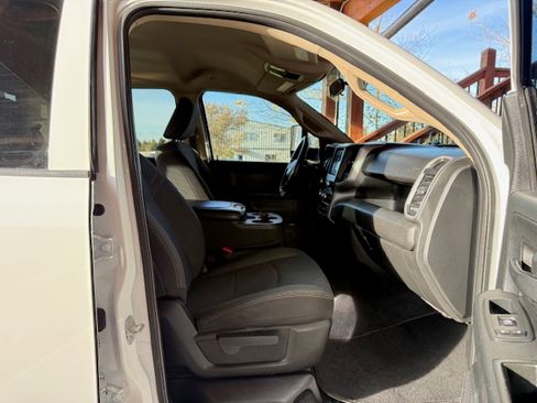 Used 2020 RAM 3500 Tradesman image 21