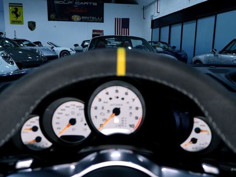 Used 2016 Porsche 911 GT3 RS image 33