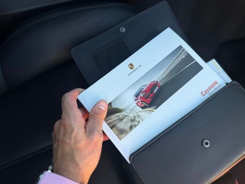 Used 2014 Porsche Cayenne GTS AWD/4WD image 20