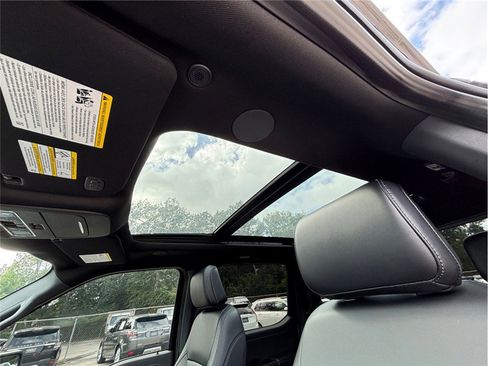 Used 2025 Ford F150 Lariat image 42