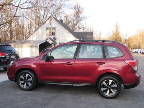 Used 2018 Subaru Forester 2.5i Premium image 5