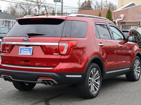 Used 2018 Ford Explorer Platinum image 9