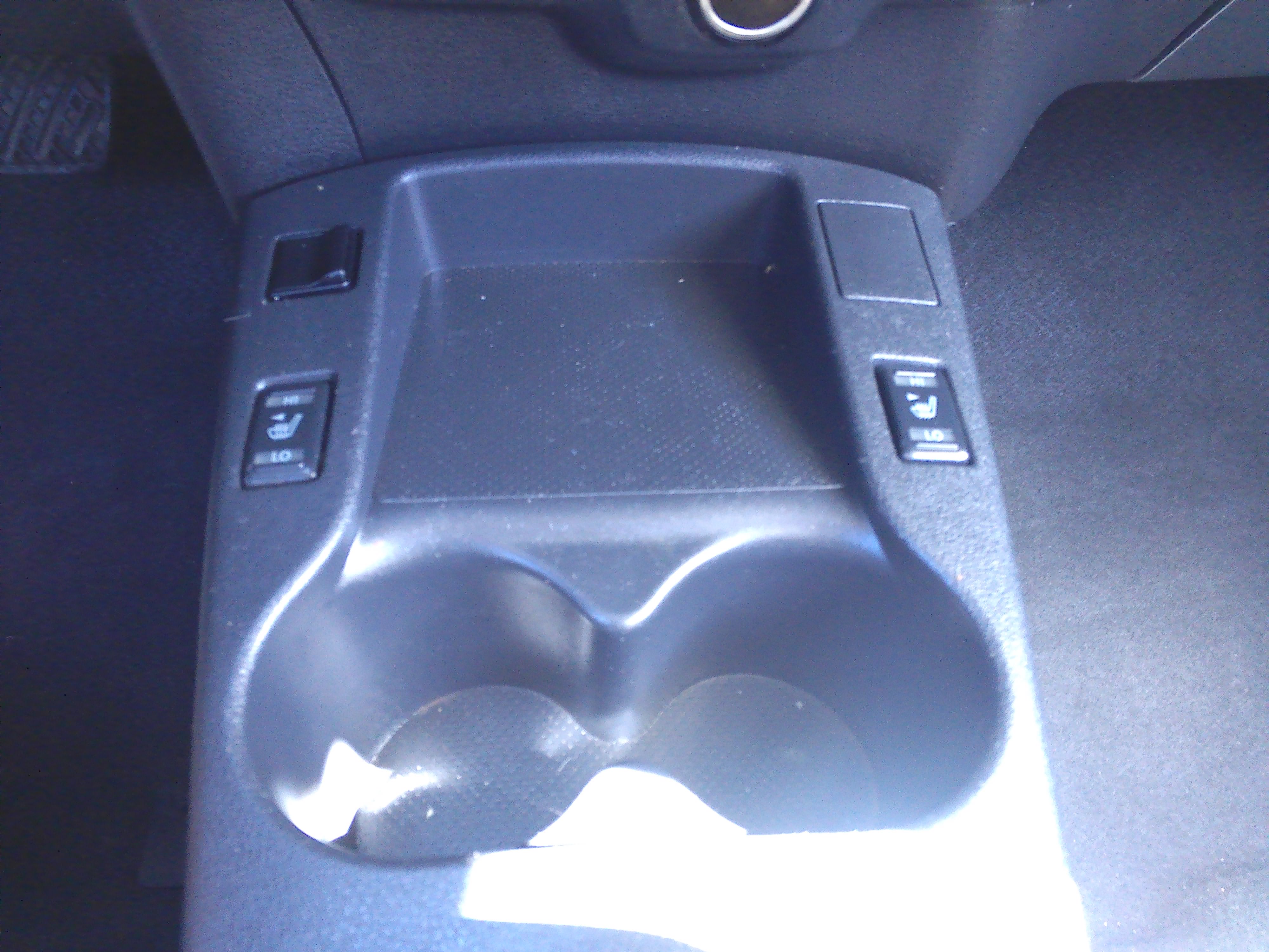 Used 2015 Nissan Leaf S FWD image 19