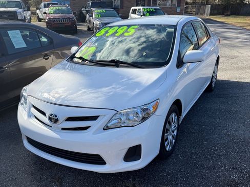 Used 2012 Toyota Corolla LE image 1