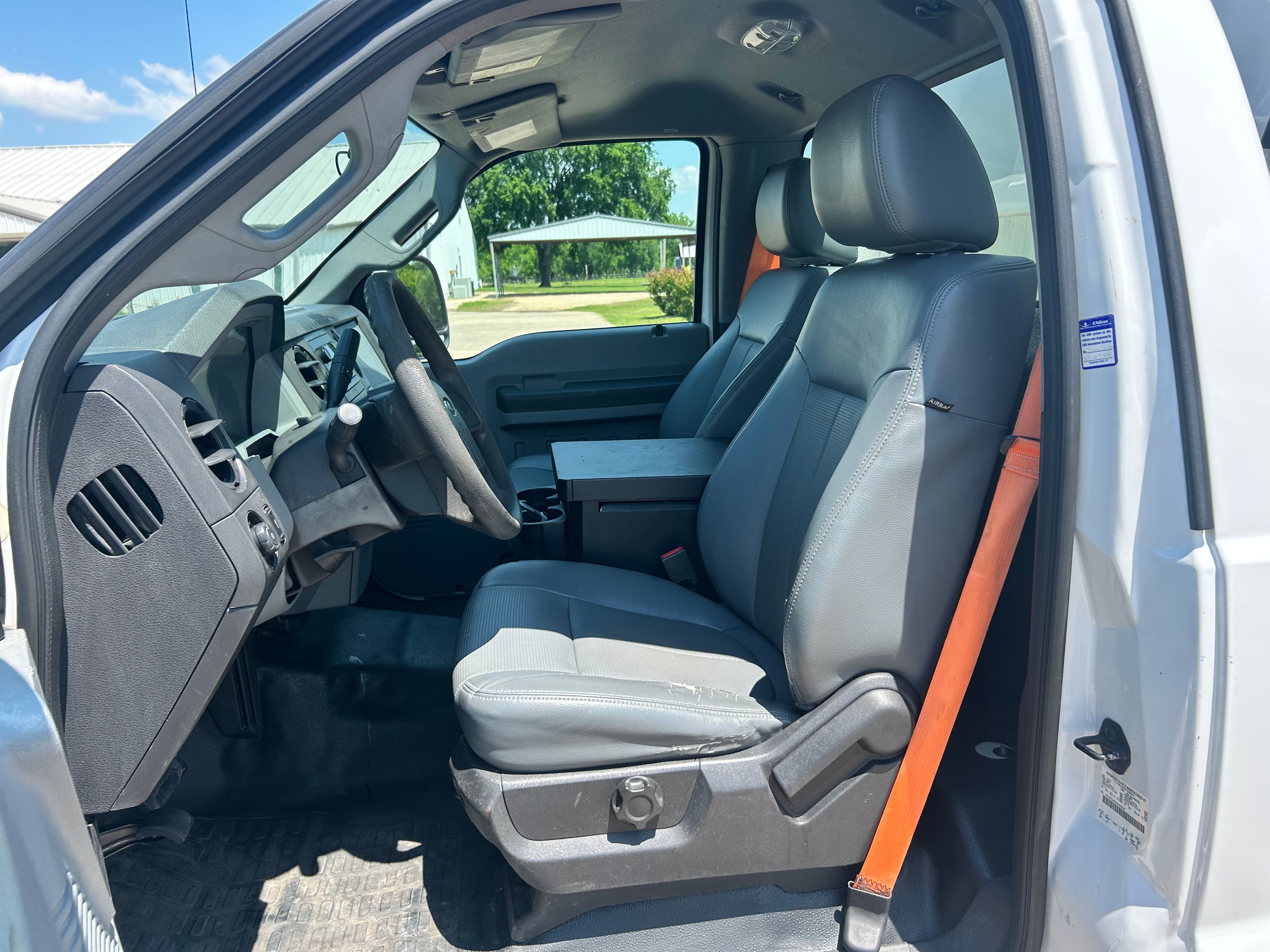 Used 2013 Ford F350 RWD image 9