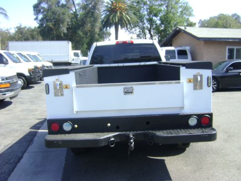Used 2017 Chevrolet Silverado 2500 2WD Regular Cab image 6