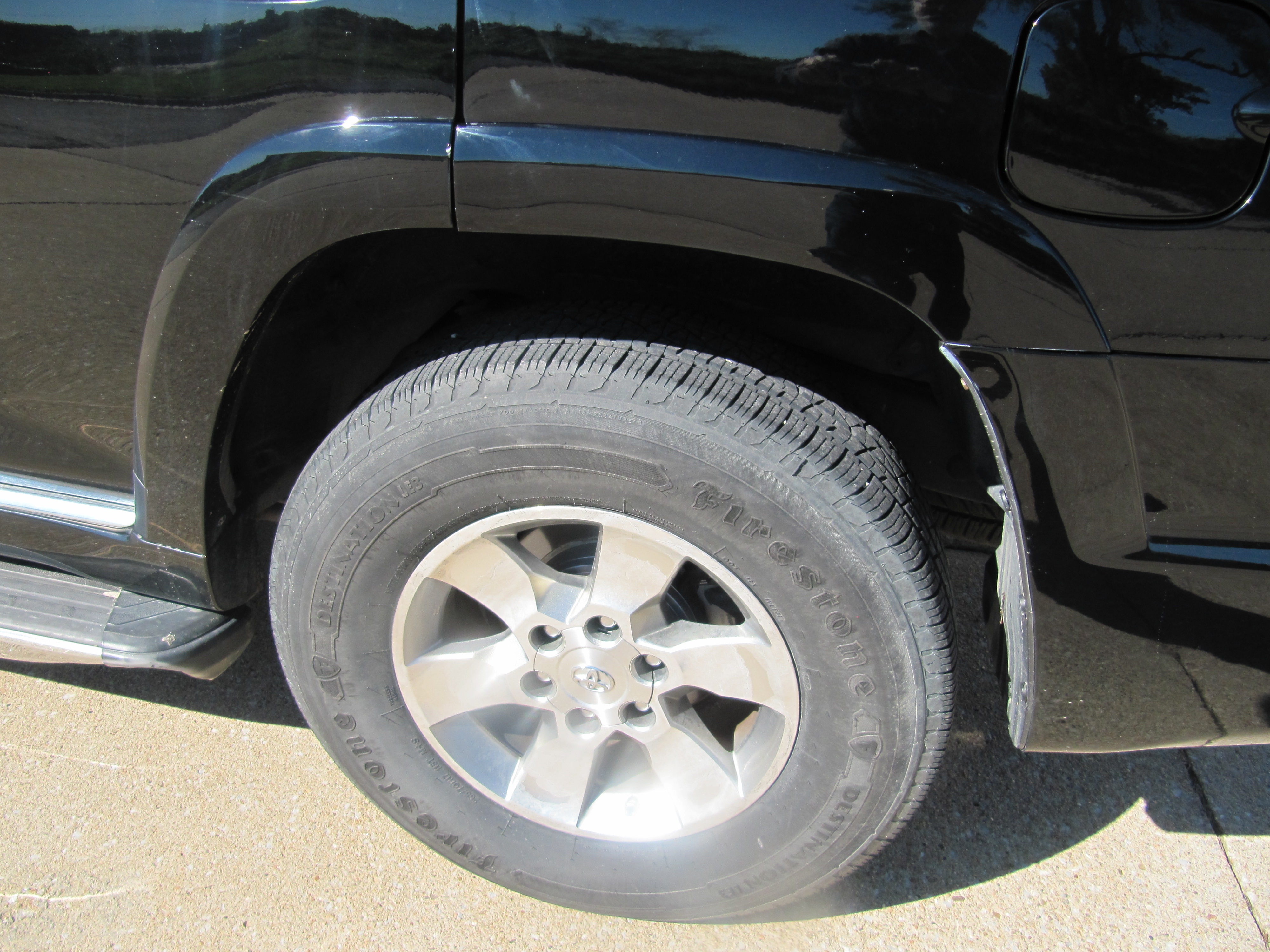 Used 2011 Toyota 4Runner 4WD image 6