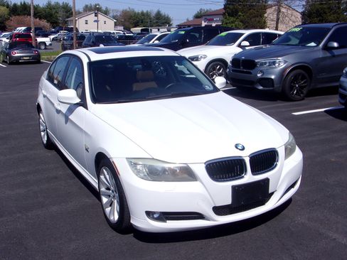 Used 2011 BMW 328i xDrive image 19