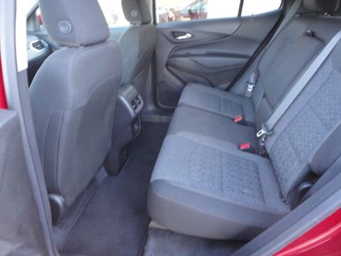 Used 2024 Chevrolet Equinox LT image 19