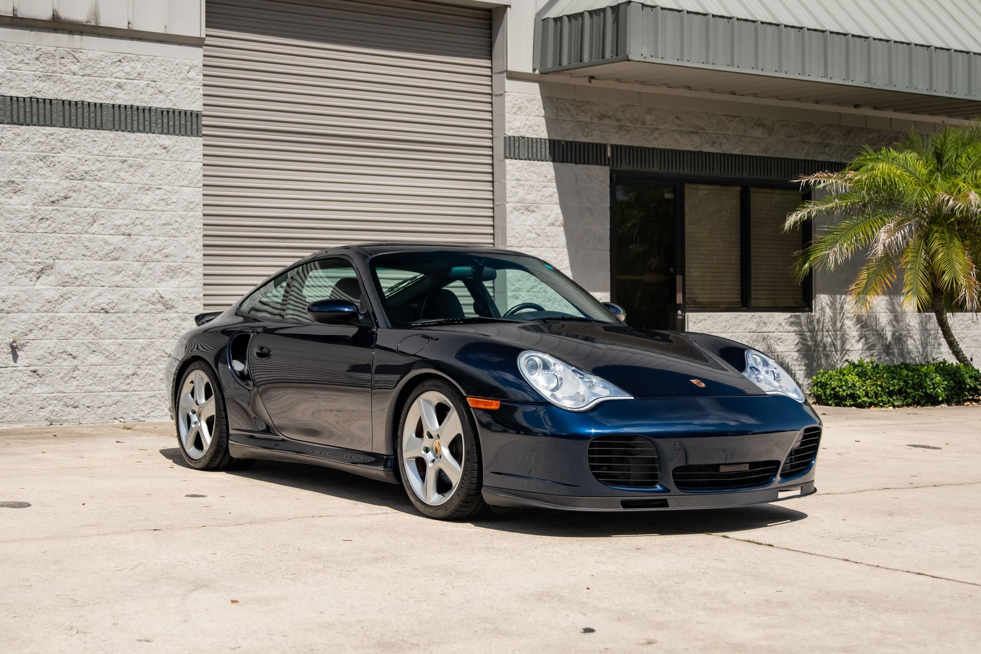Used 2003 Porsche 911 Turbo AWD/4WD image 4
