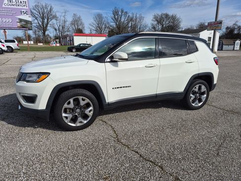 Used 2019 Jeep Compass Limited image 1
