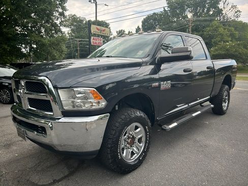 Used 2016 RAM 2500 4x4 Crew Cab ST image 31