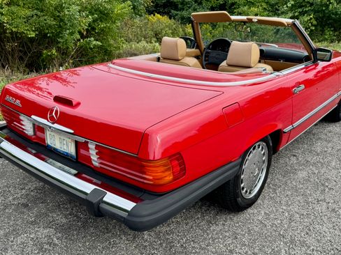 Used 1988 Mercedes-Benz 560 SL UNAVAIL image 13