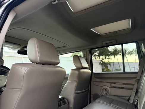 Used 2008 Jeep Commander Sport image 60