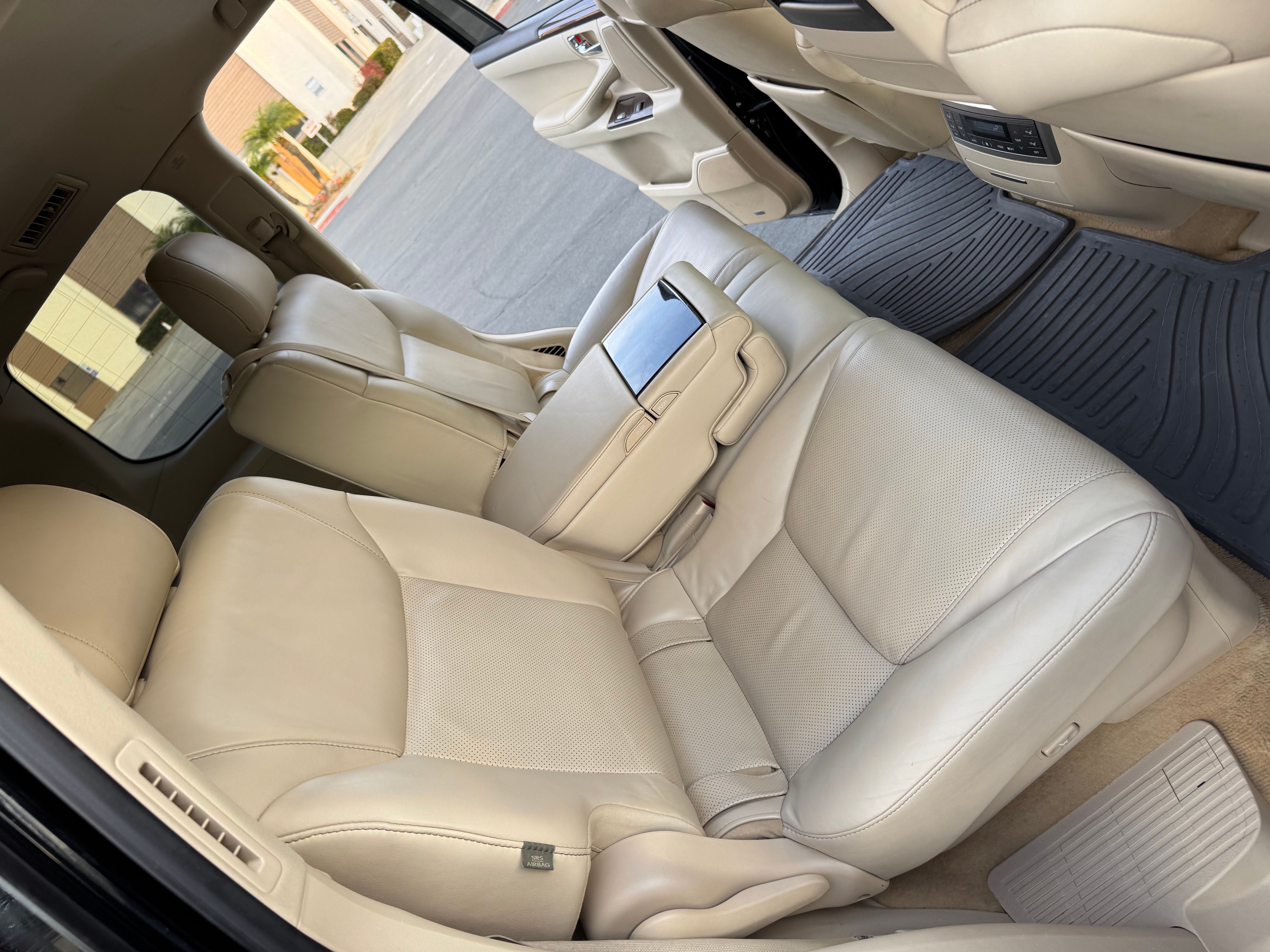 Used 2013 Lexus LX 570 4WD image 28