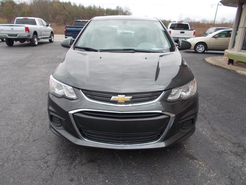 Used 2017 Chevrolet Sonic LS image 2