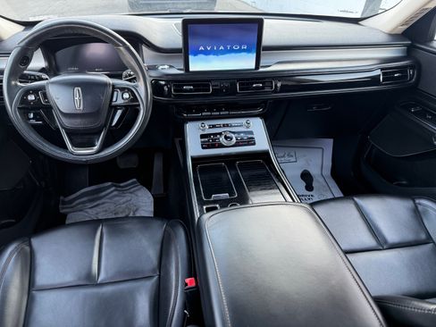 Used 2022 Lincoln Aviator Luxury AWD/4WD image 11