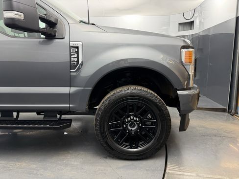 Used 2022 Ford F350 XLT image 22