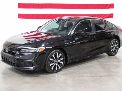 Used 2022 Honda Civic EX Sedan image 1