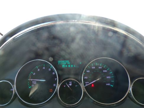 Used 2016 Buick Enclave Leather image 9