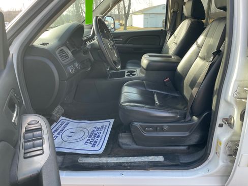 Used 2008 Chevrolet Avalanche Z71 image 10