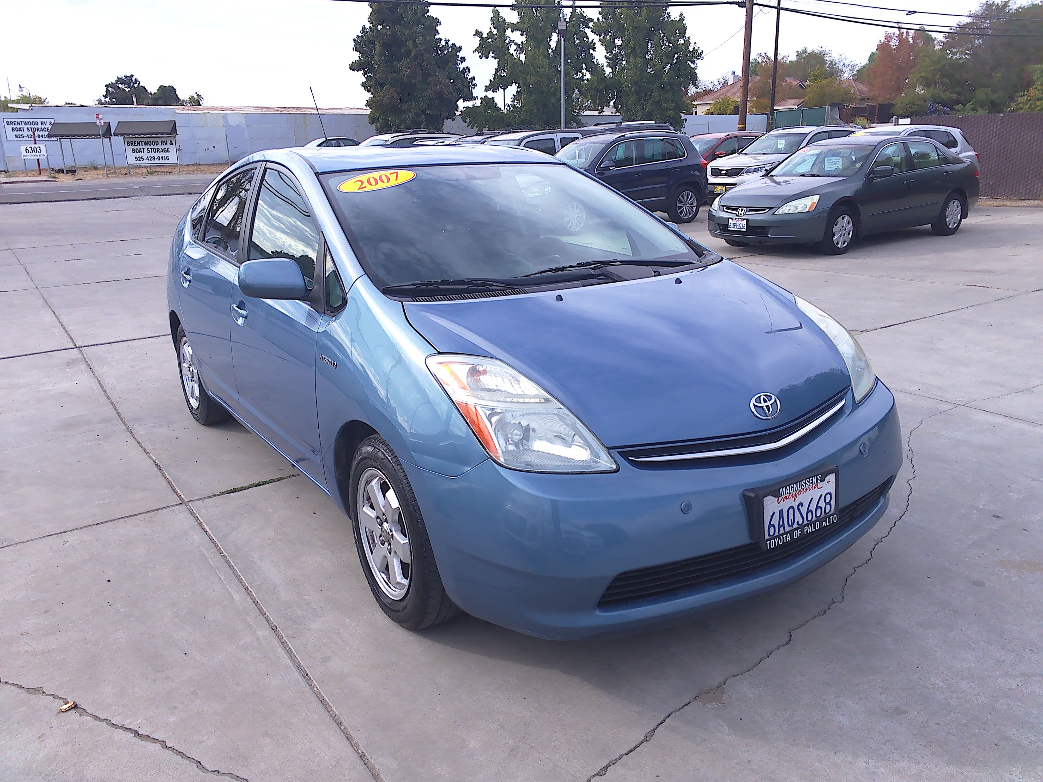 Used 2007 Toyota Prius Two FWD image 1