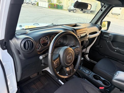 Used 2015 Jeep Wrangler Sport AWD/4WD image 62