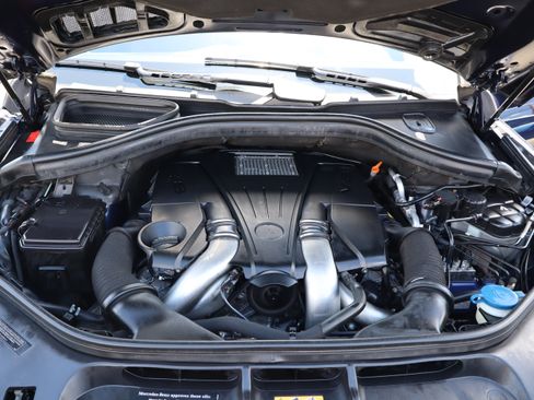 Used 2018 Mercedes-Benz GLS 550 4MATIC image 47